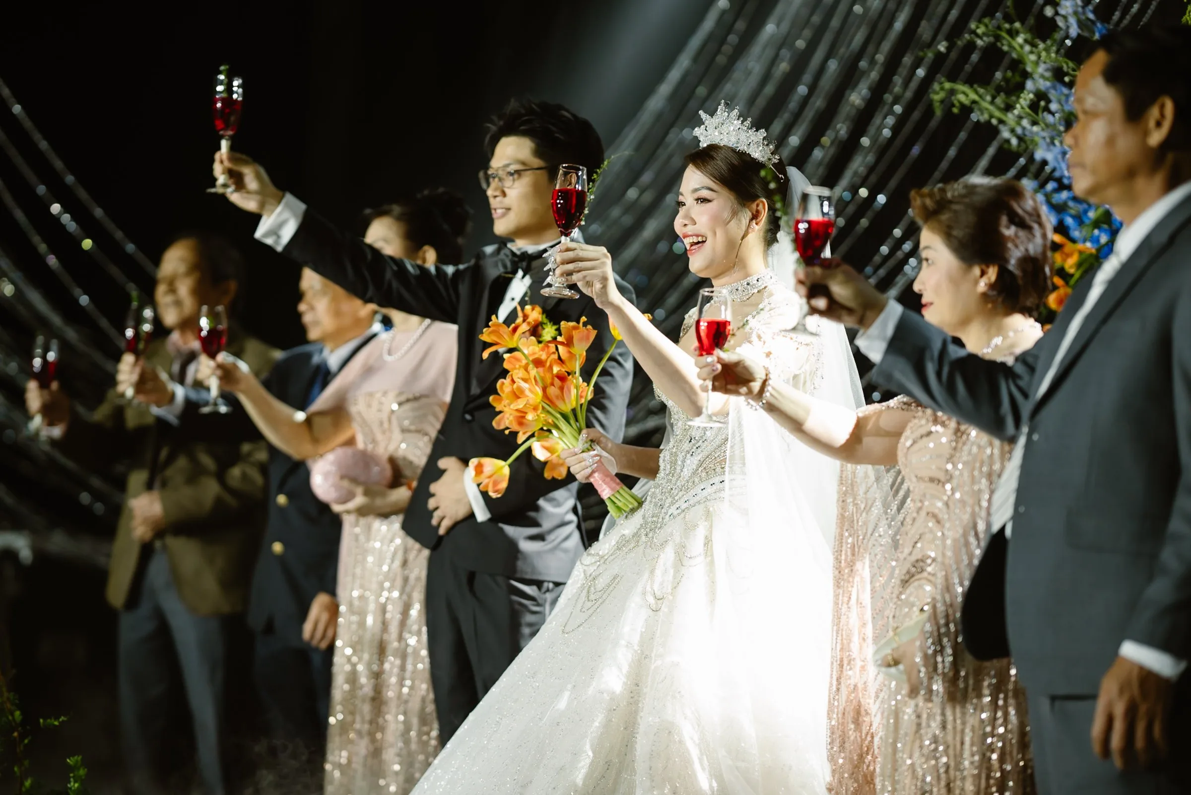Rain Outside, a Party Within: An Intimate Da Nang Wedding | Ân & Thương