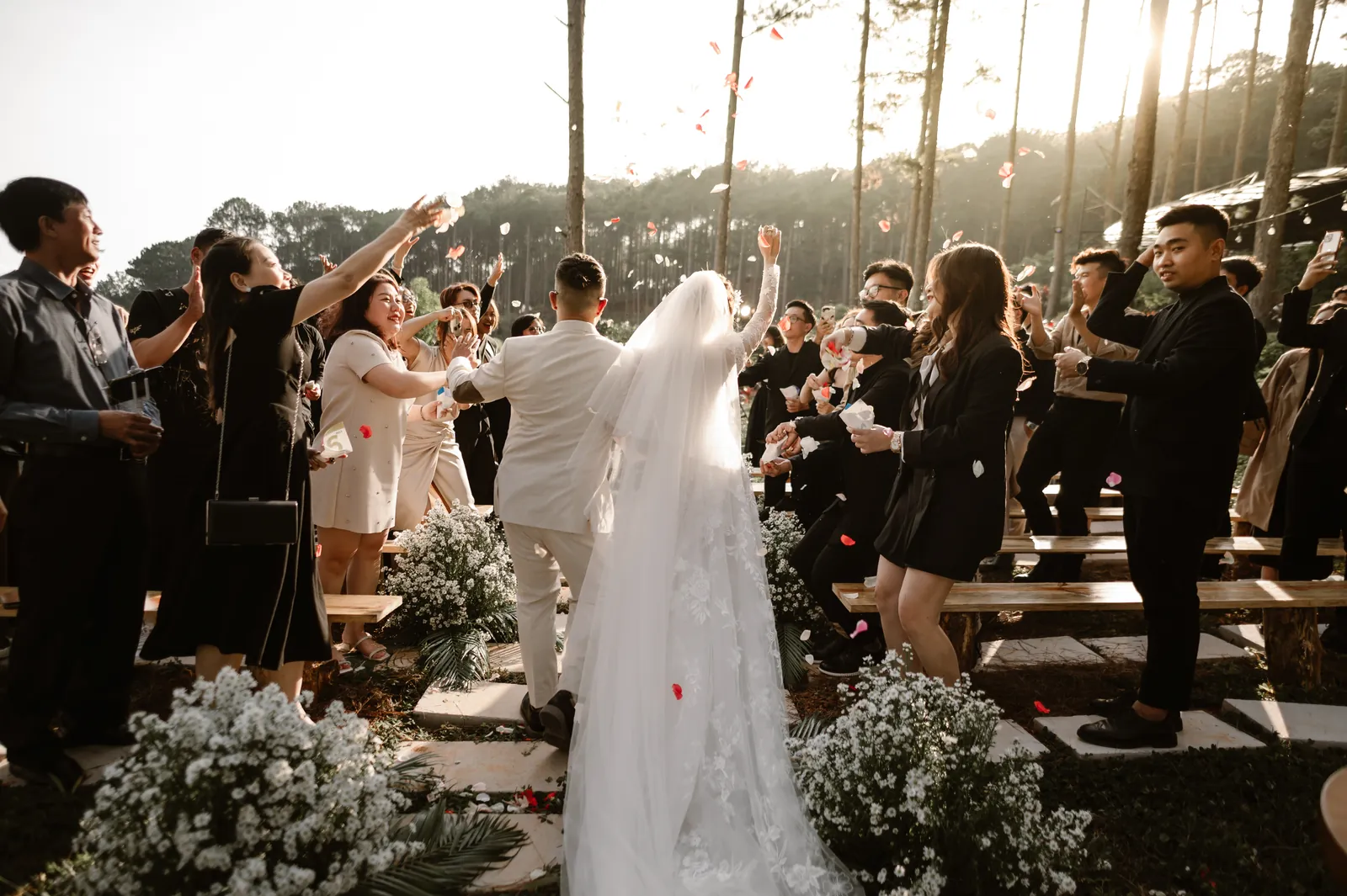 A pine forest destination wedding in Da Lat