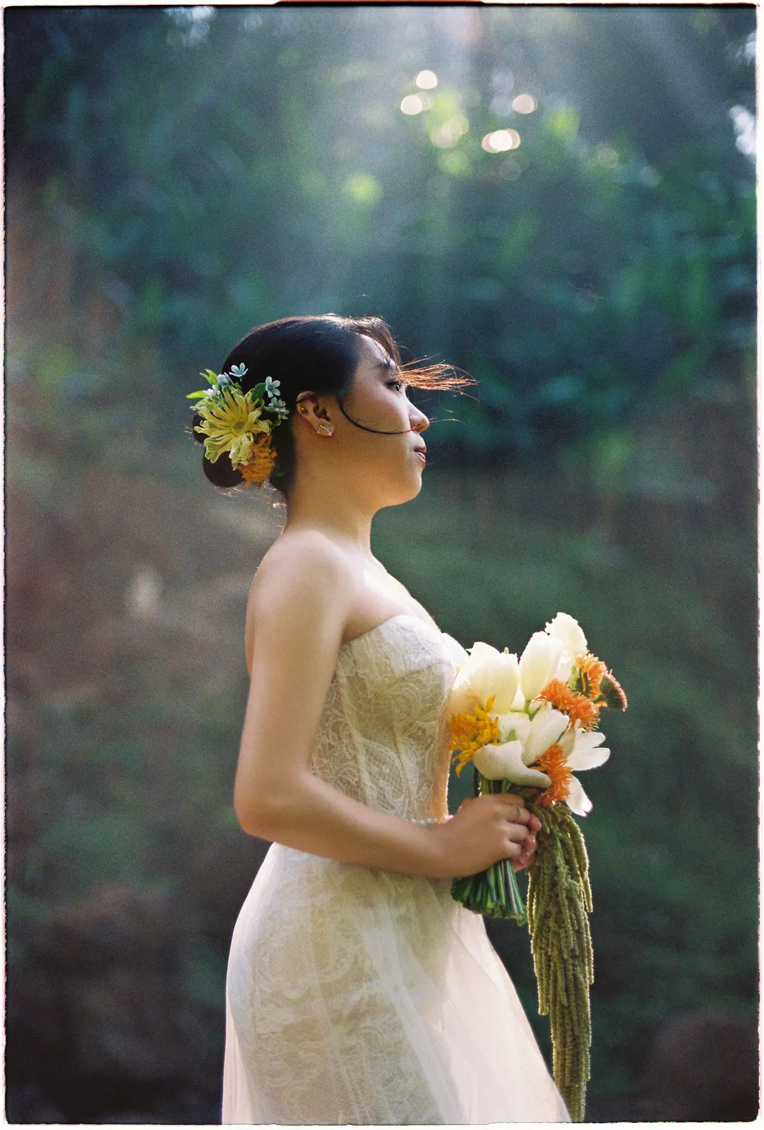 A Da Lat Waterfall Elopement on 35mm Film: Tiến Anh & Trân's Private Vow Ceremony at Liêng Chi Nha & Suối Tía