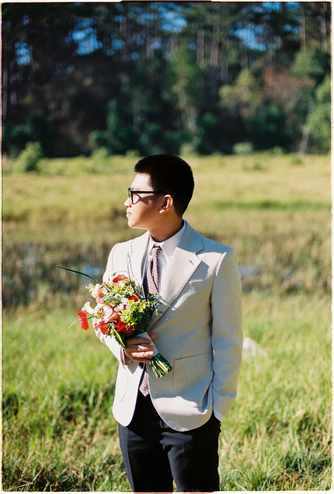 A Da Lat Waterfall Elopement on 35mm Film: Tiến Anh & Trân's Private Vow Ceremony at Liêng Chi Nha & Suối Tía