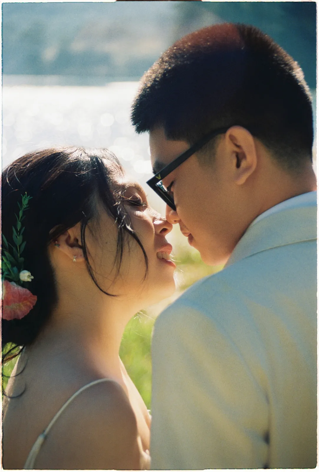 A Da Lat Waterfall Elopement on 35mm Film: Tiến Anh & Trân's Private Vow Ceremony at Liêng Chi Nha & Suối Tía