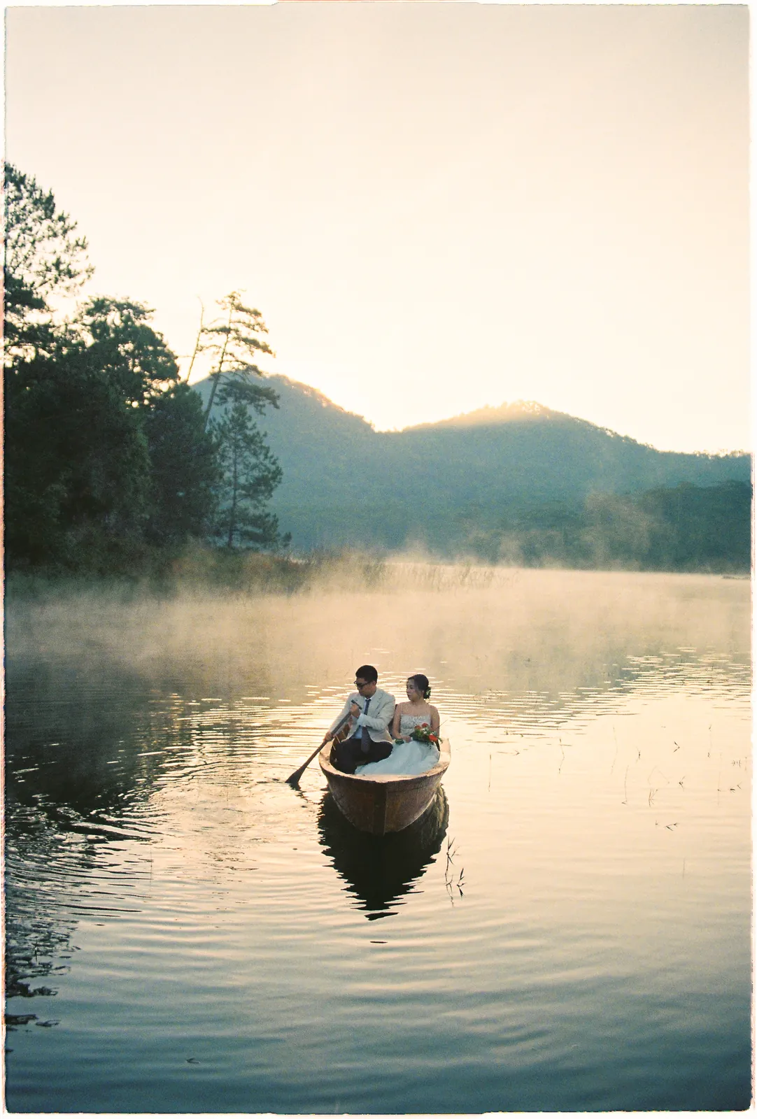 A Da Lat Waterfall Elopement on 35mm Film: Tiến Anh & Trân's Private Vow Ceremony at Liêng Chi Nha & Suối Tía